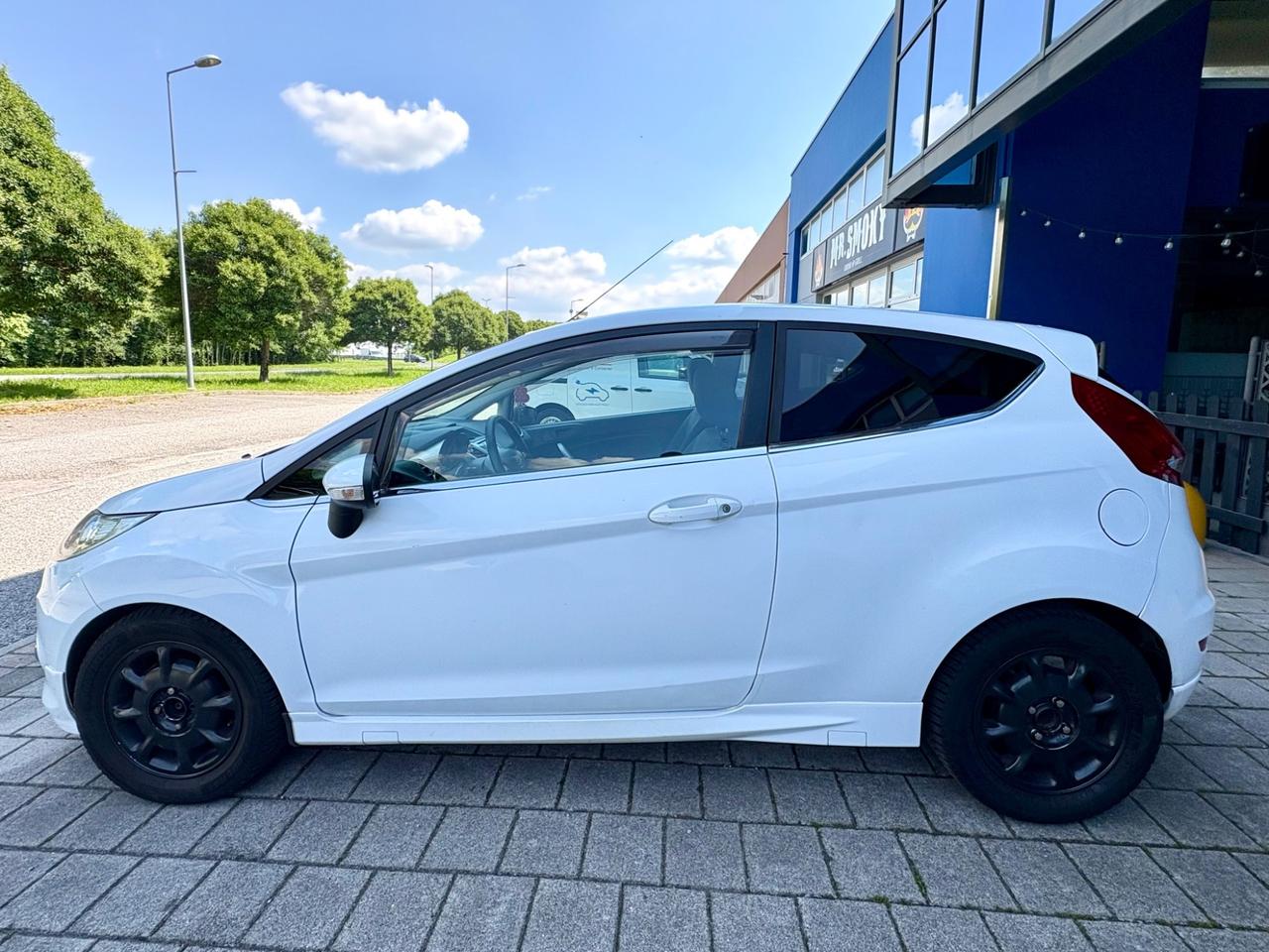 Ford Fiesta st-line 1.4 tdci Neopatentati