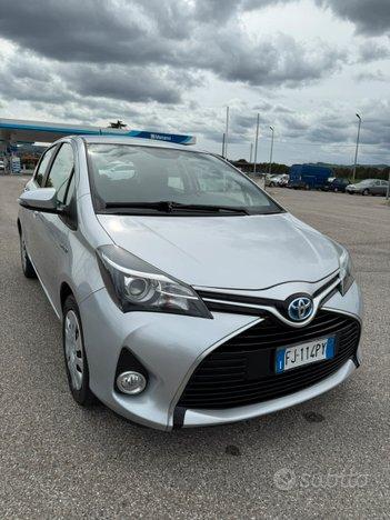 Toyota yaris hybrid