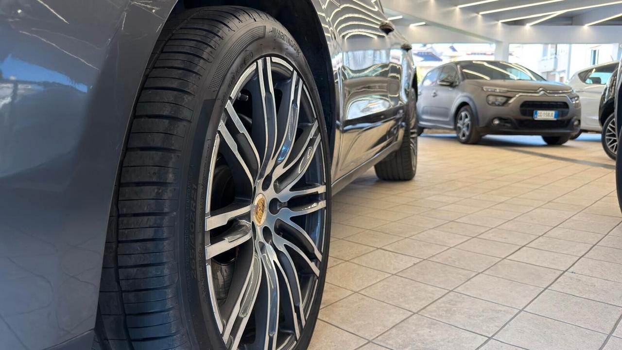 Porsche Macan S Diesel 3.0 V6 250 CV AUTOMATICO PDK - TETTO - NAVI - PELLE