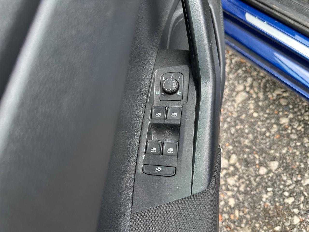 Volkswagen Taigo 1.5 TSI ACT 150 CV DSG R-Line