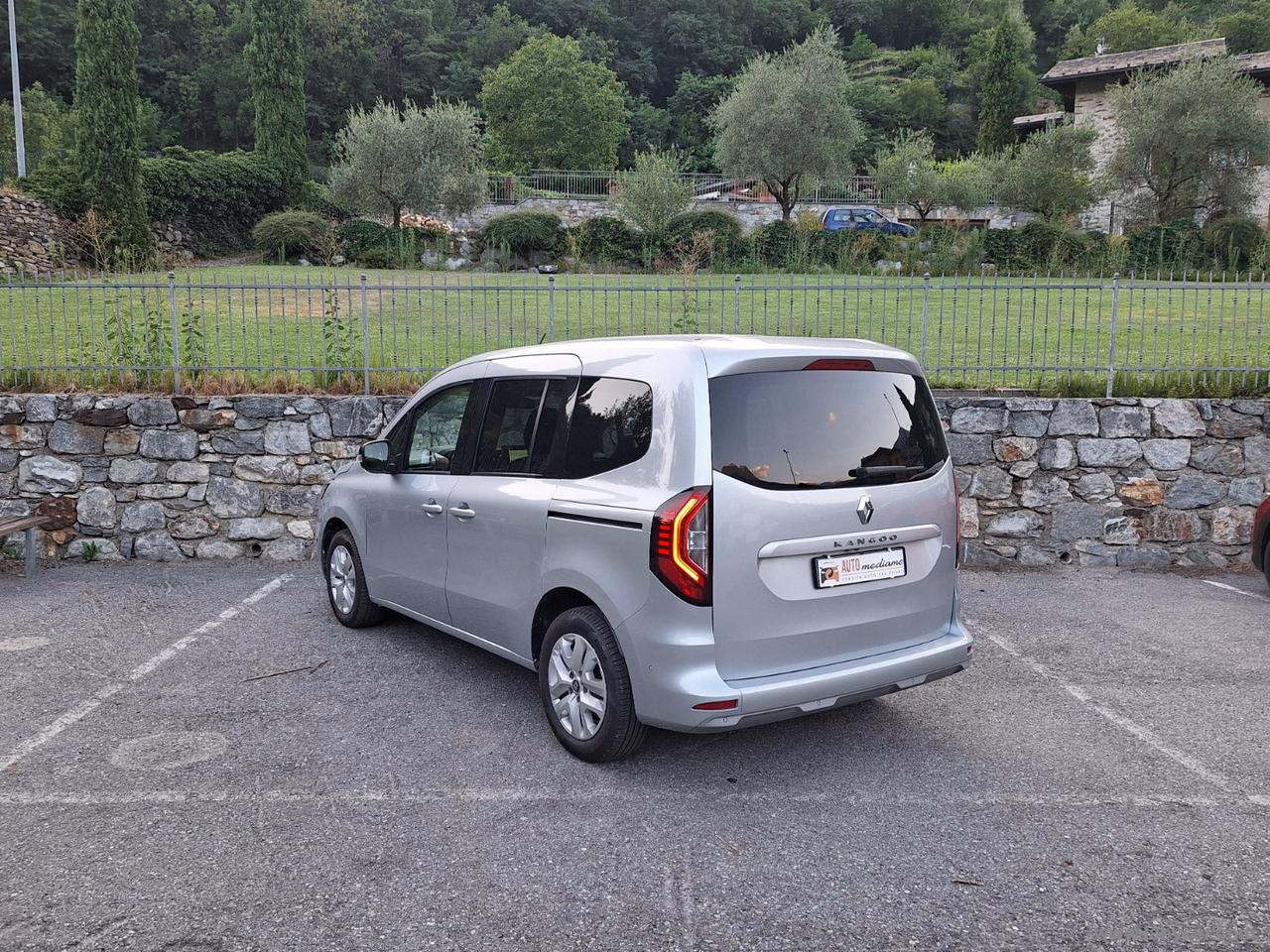 RENAULT Kangoo 1.5 Blue dCi 95CV RETROCAMERA--VETTURA--