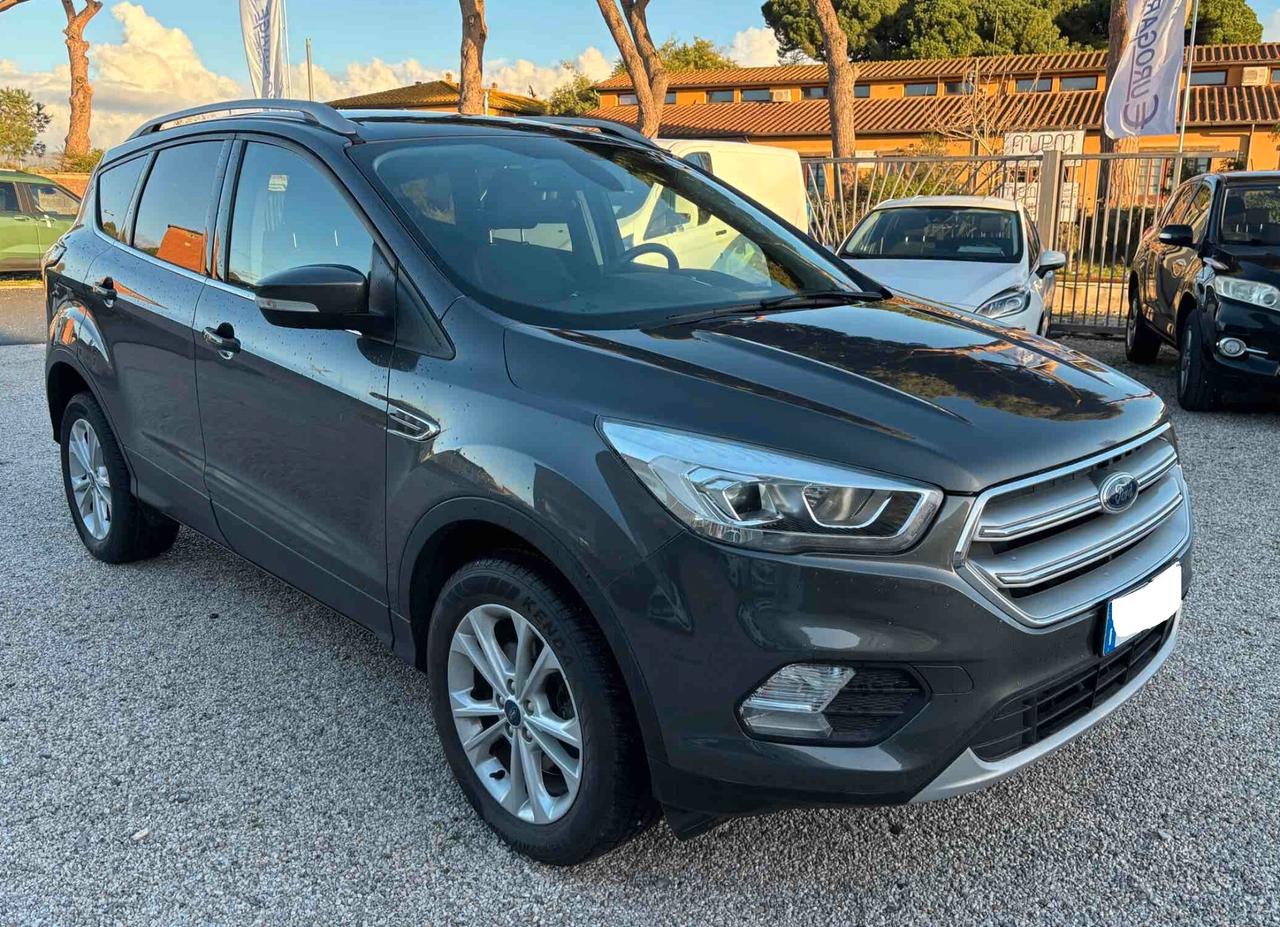 Ford Kuga 1.5 TDCI 120 CV S&S 2WD Titanium