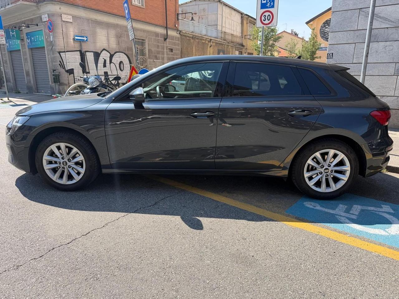 Audi A3 Business 1.5 35 TFSI #11579
