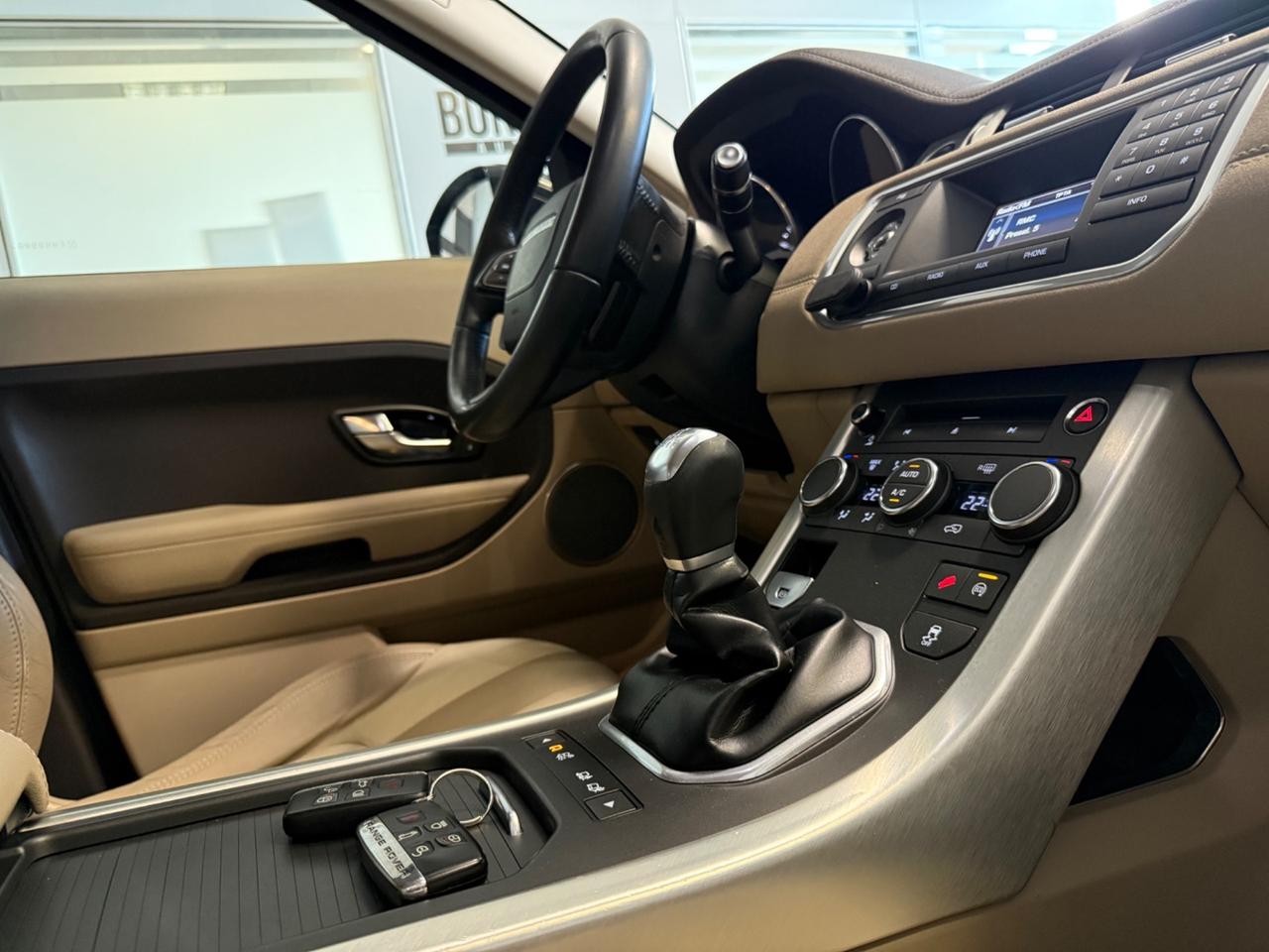 Land Rover Range Evoque 2.2 TD4 5p. Prestige