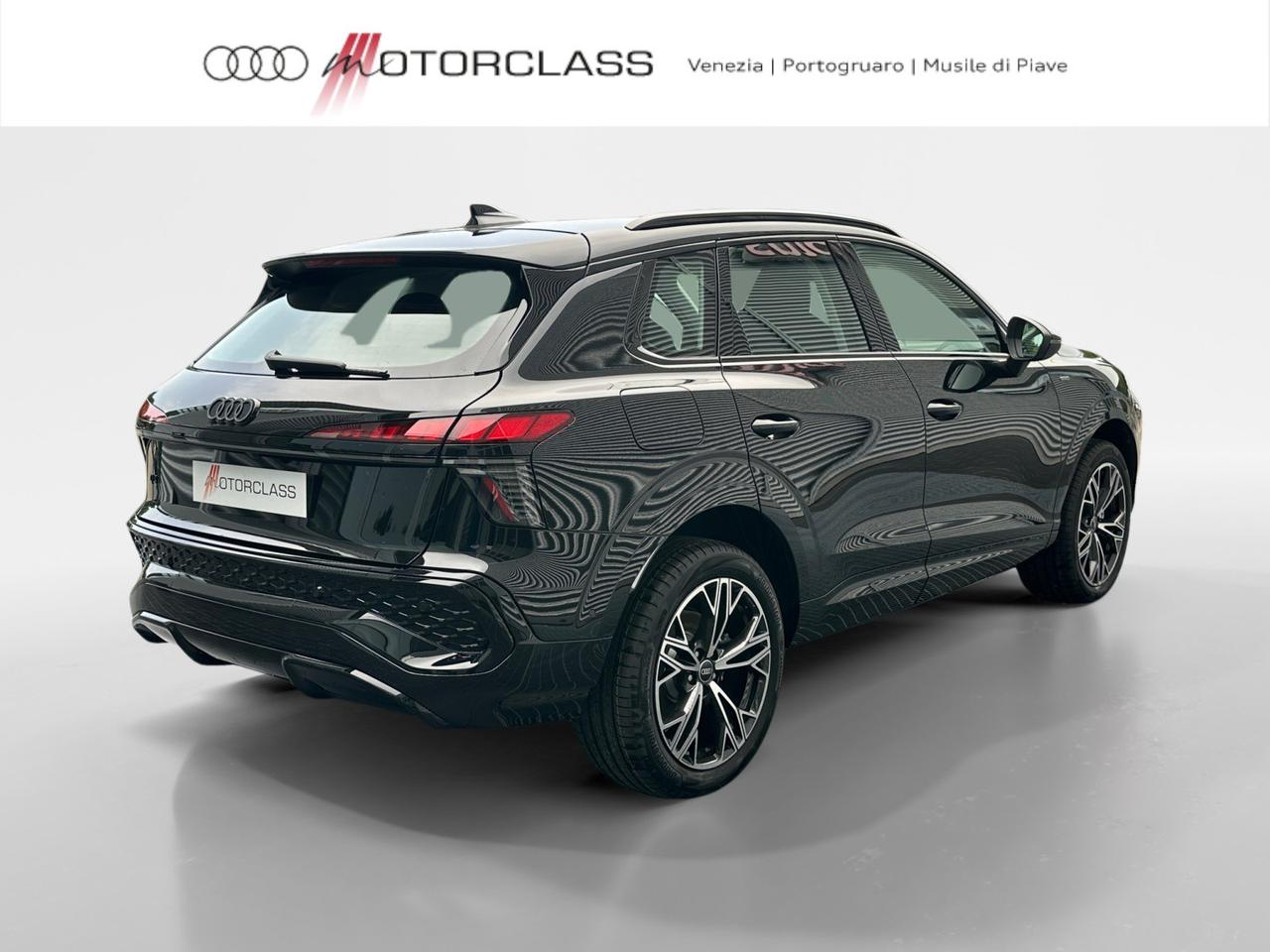 Audi Q3 1.5 e-hybrid 272cv s line edition s tronic