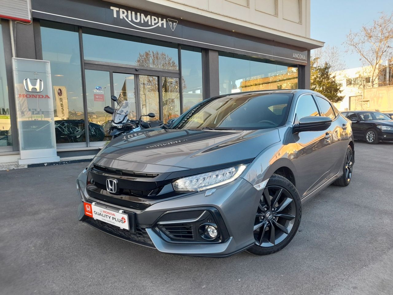 Honda Civic 1.6 5 porte Elegance Navi