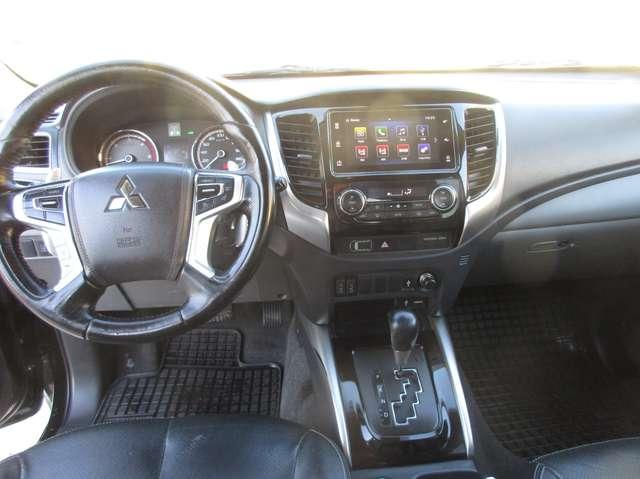 Mitsubishi L200 2.4d Intense Diamond 4wd 181cv auto N1 my17