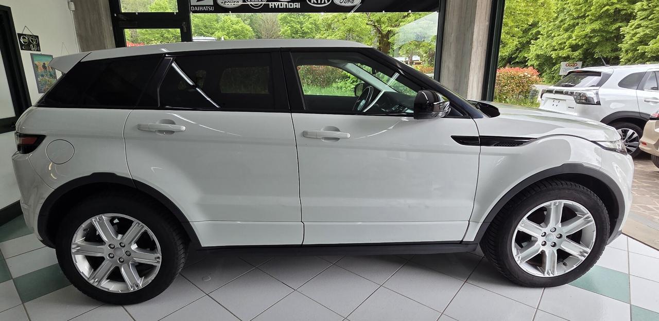 Land Rover Range Evoque 2.2 TD4 5p. Dynamic