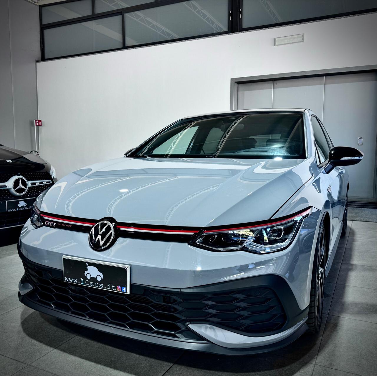 Volkswagen Golf GTI 2.0 TSI 300CV DSG Clubsport 45