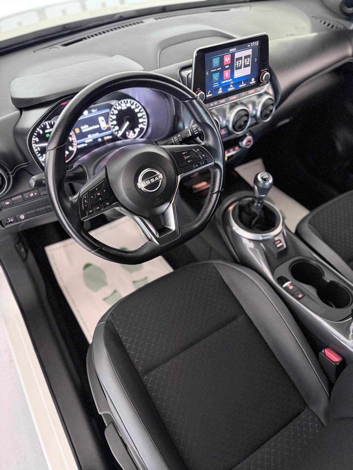 Nissan Juke 1.0 DIG-T 114 CV N-Connecta