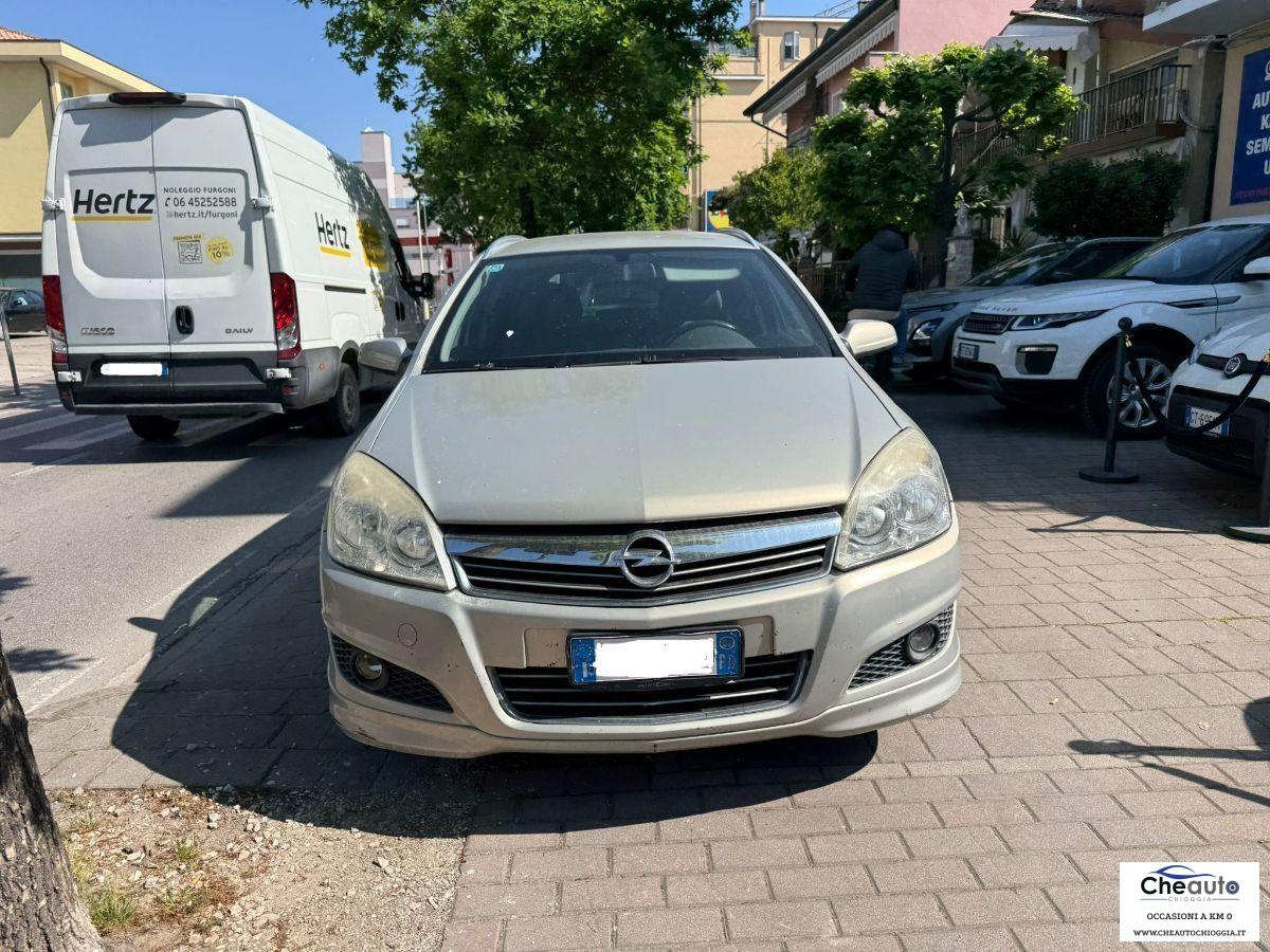 OPEL - Astra - 1.6 16V GPL-TECH SW Edition