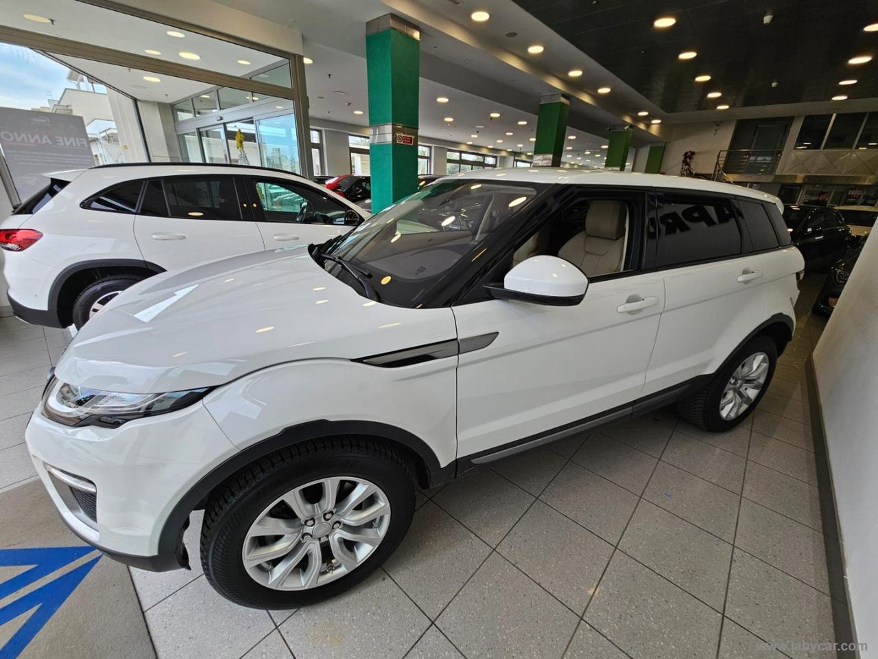 LAND ROVER RR Evoque 2.0 TD4 150 CV 5p. Bs Edition N1