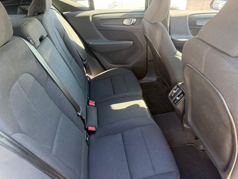 Volvo XC40 XC40 2.0 b3 Plus Bright auto