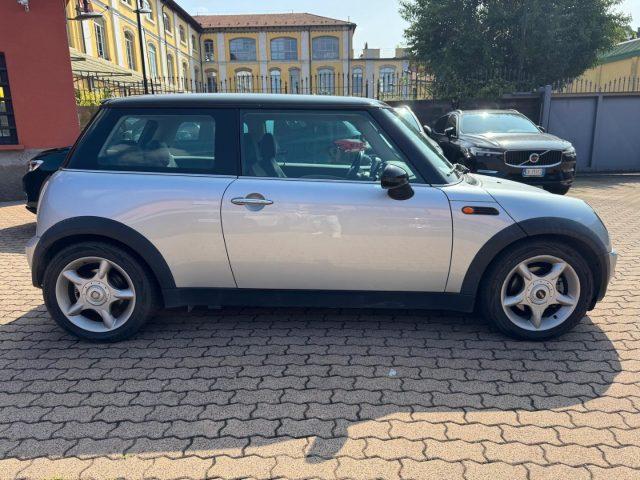 MINI Mini 1.6 16V Cooper