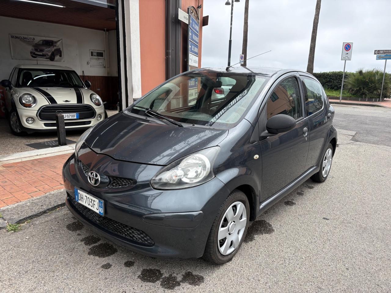 Toyota Aygo 1.0 12V VVT-i 5 porte