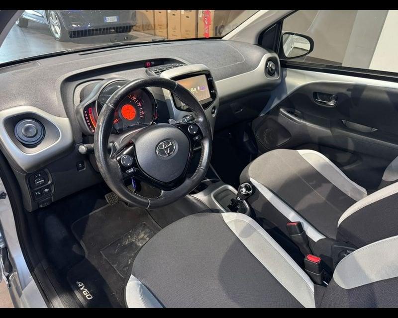 Toyota Aygo 2ª serie 1.0 VVT-i 69 CV 5 porte x-play MMT