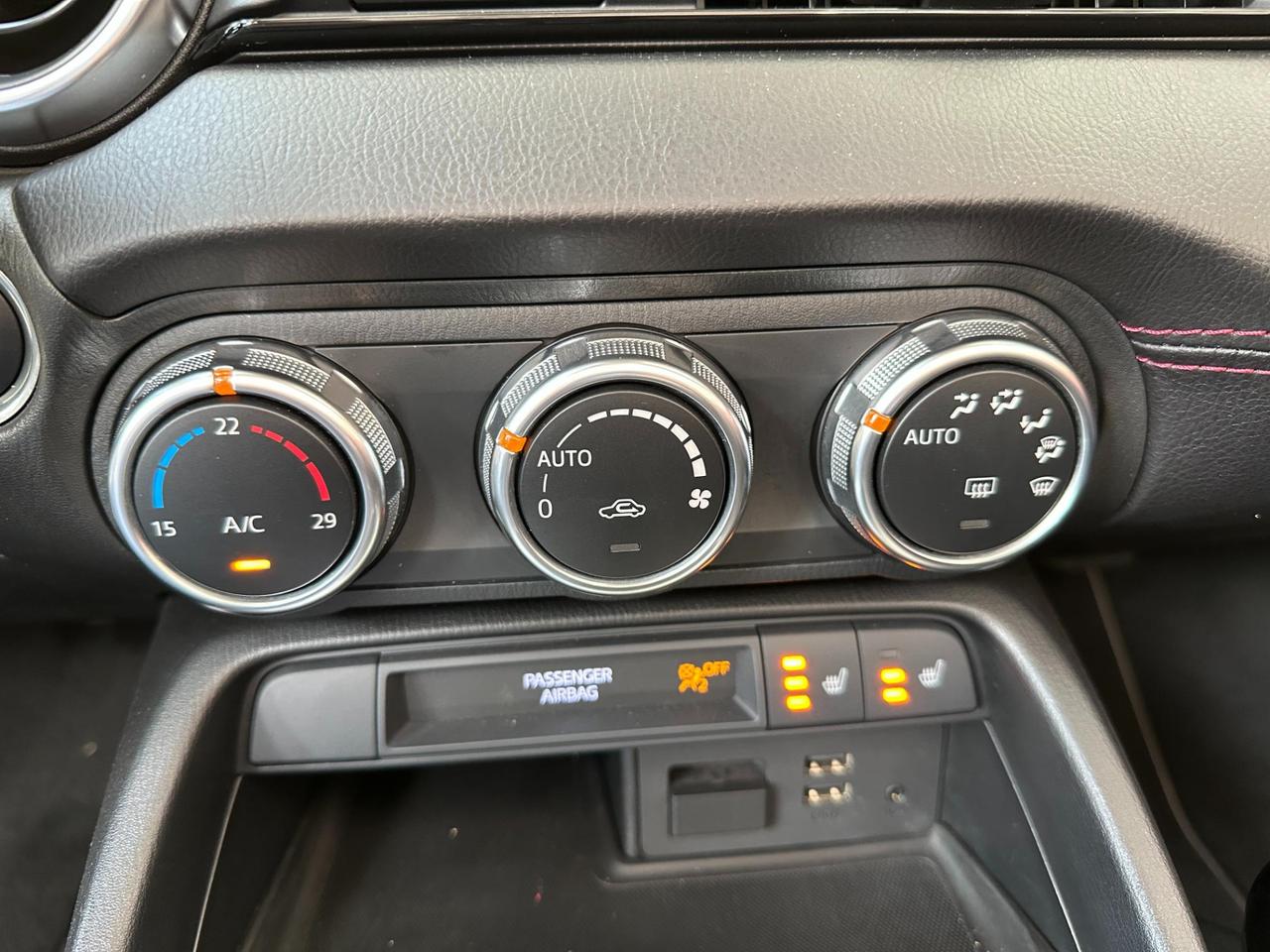 Mazda MX-5 Soft Top 1.5 Exceed-Keyless-Bose-Pelle