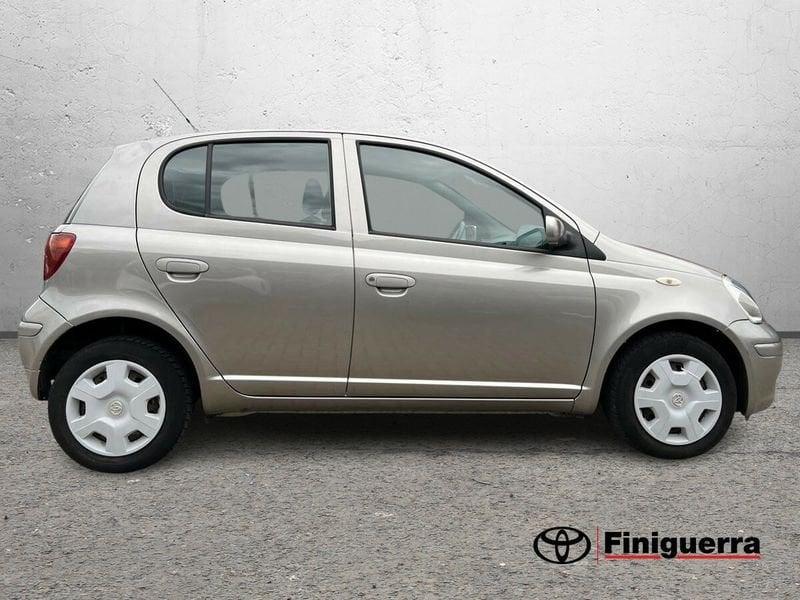 Toyota Yaris 1.0i 16V cat 5 porte Sol