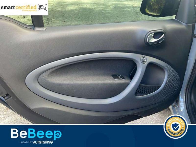 smart fortwo EQ RACINGREY 22KW