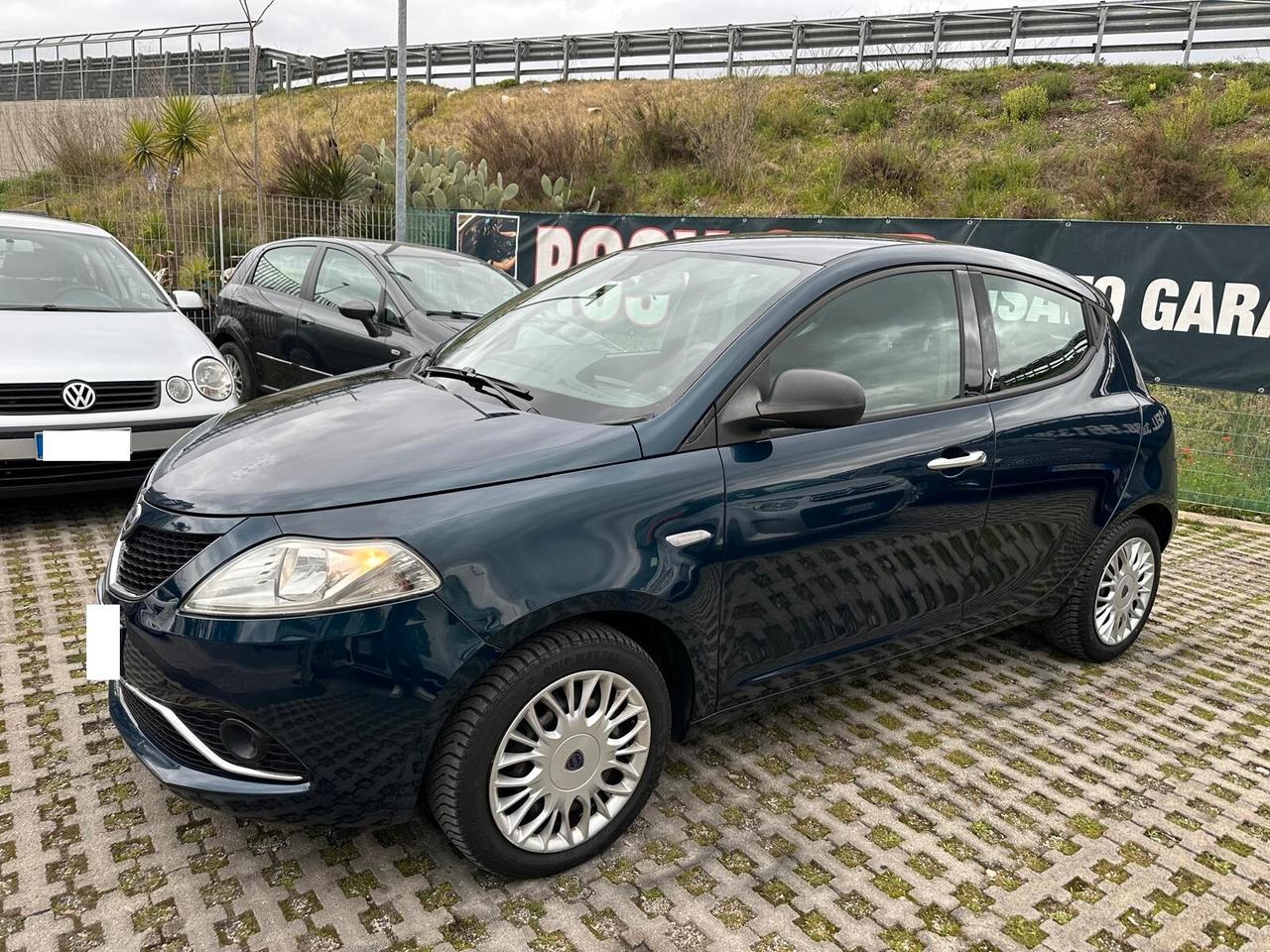 Lancia Ypsilon 1.3 MJT 16V 95 CV 5 porte S&S Silver-06/2016