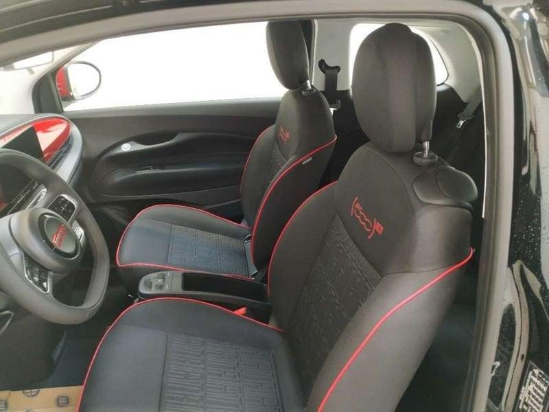 FIAT 500 500e 42 kWh (Red)