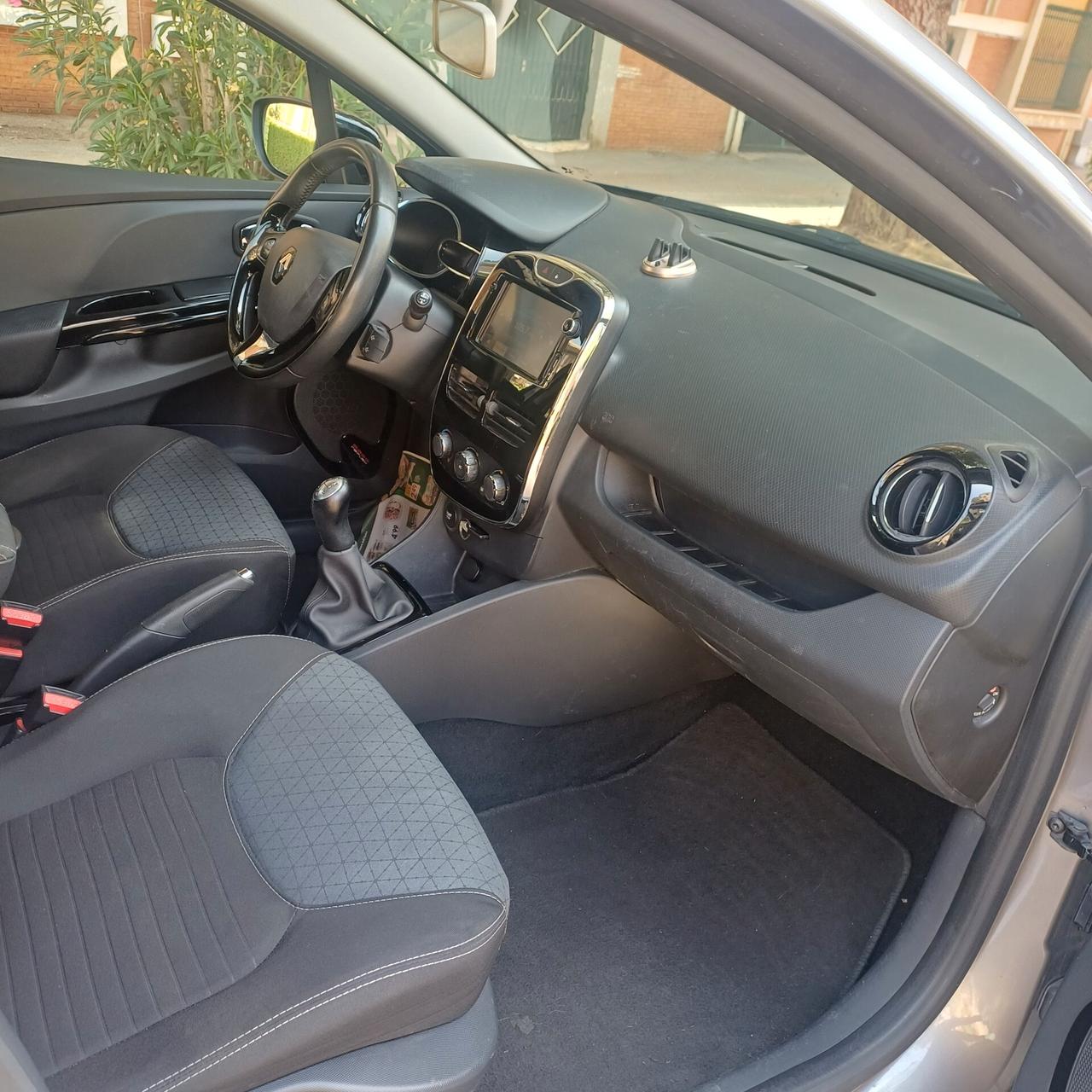 Renault Clio 1.5 dCi 8V 90CV Start&Stop 83gr 5 porte EcoBusiness
