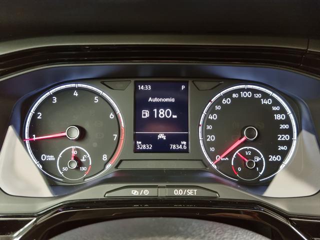 VOLKSWAGEN Polo 1.0 TSI DSG R-Line