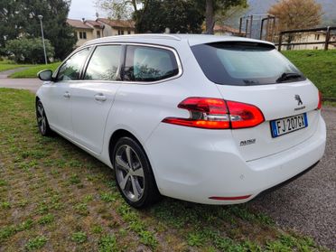 Peugeot 308 BlueHDi 120 S&S SW Allure