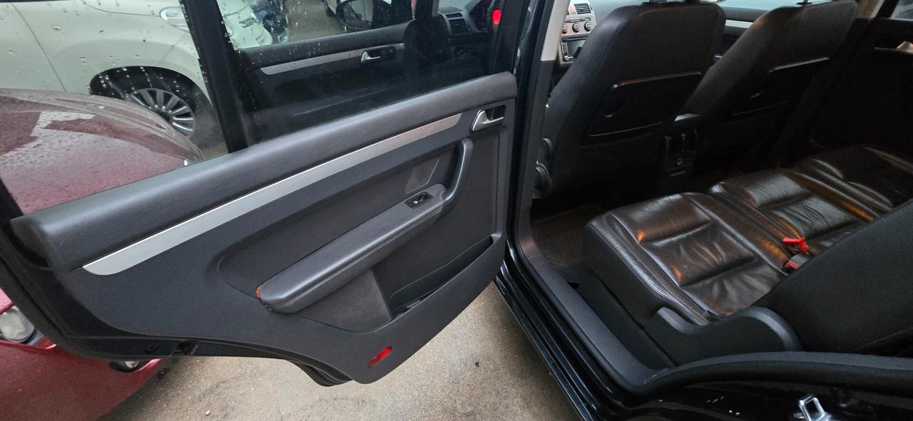 Volkswagen Touran 2.0 TDI 170CV DPF Highline