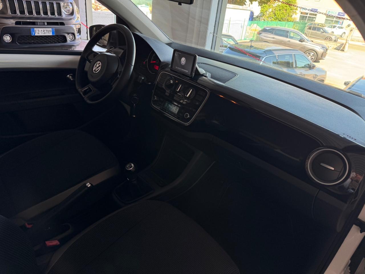 Volkswagen up! 1.0 5p. move up!