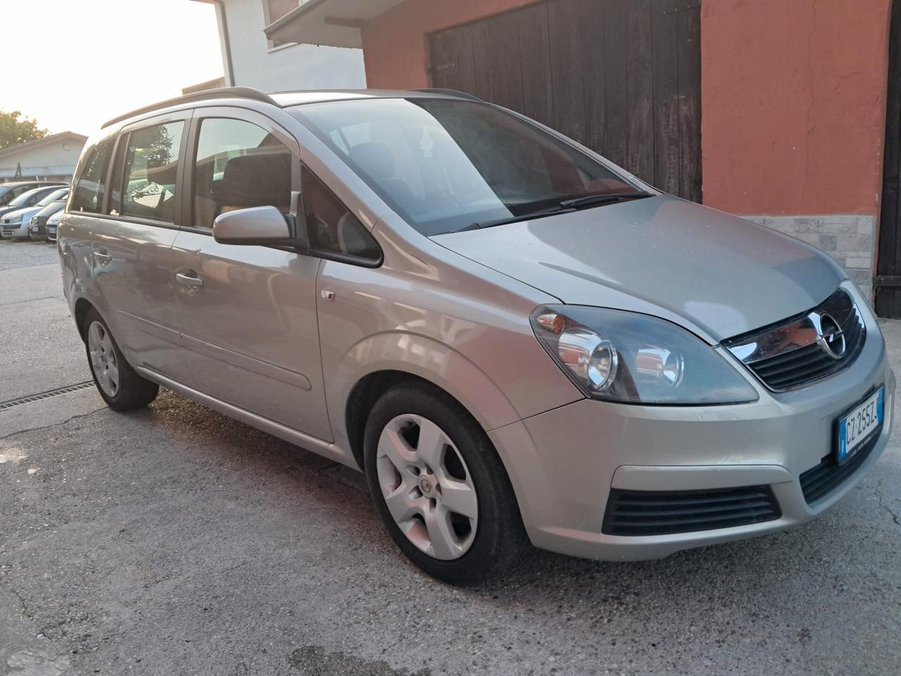 Opel Zafira 1.6 16V Twinport Cosmo benzina neop