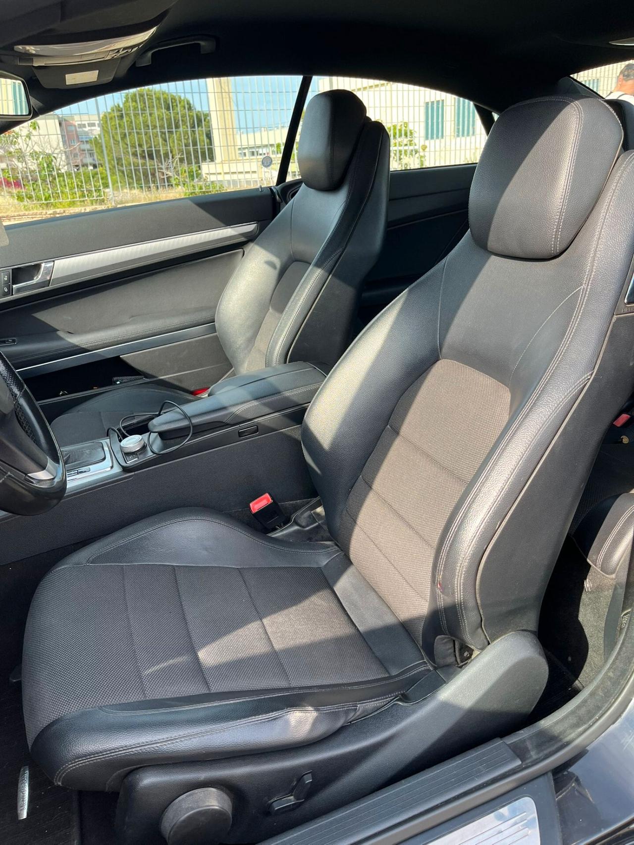 Mercedes-benz E 220 CDI Coupé BlueEFFICIENCY Avantgarde