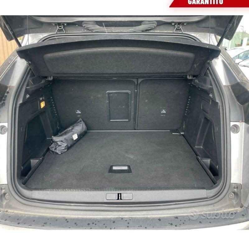 PEUGEOT 3008 BLUE HDI 130 S&S EAT8 ALLURE PACH