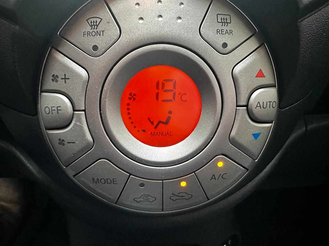 Nissan Micra 1.2 12V 5 porte Acenta Neopatentati