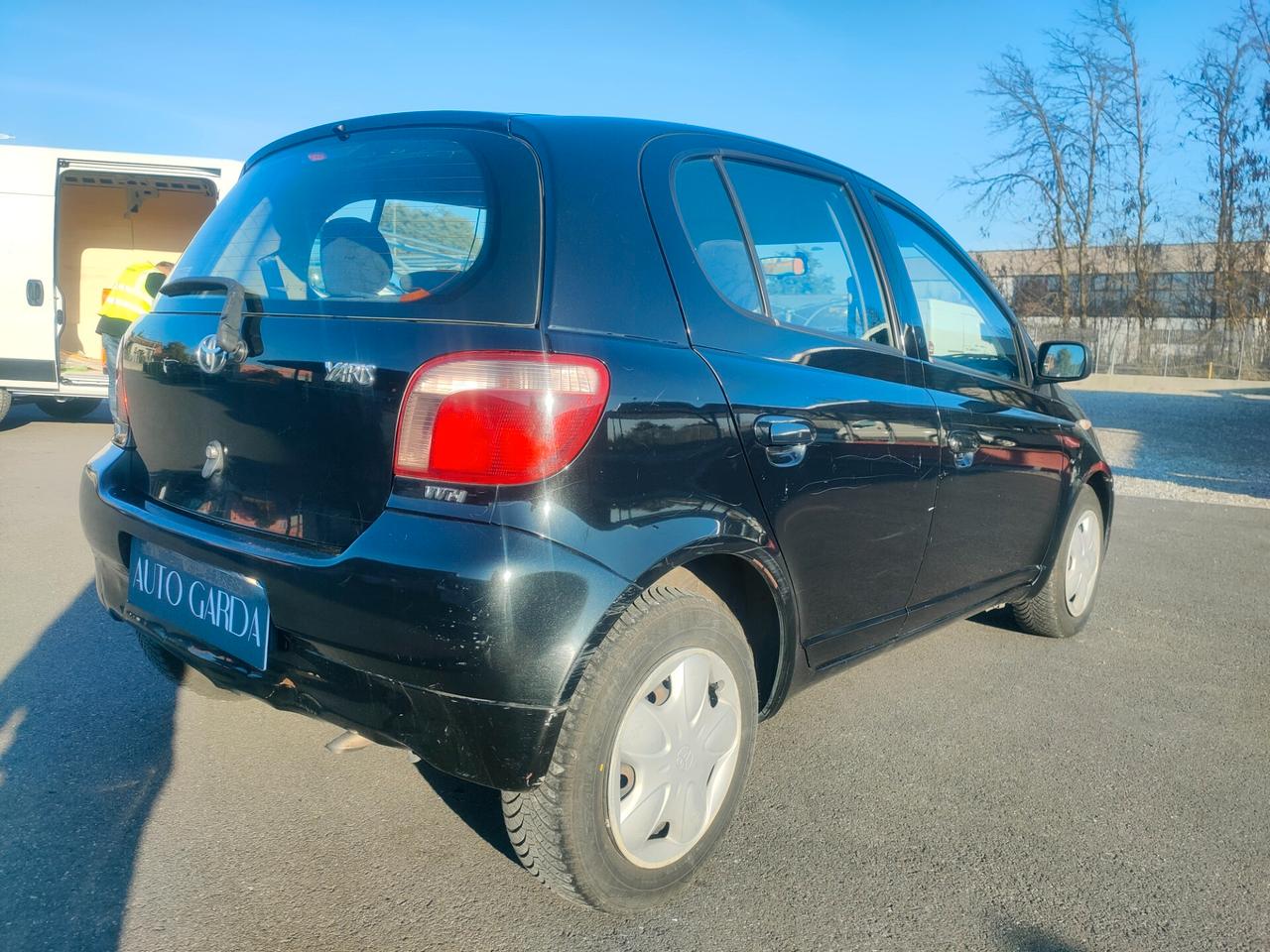 Toyota Yaris 1.0i 16V cat 5 porte