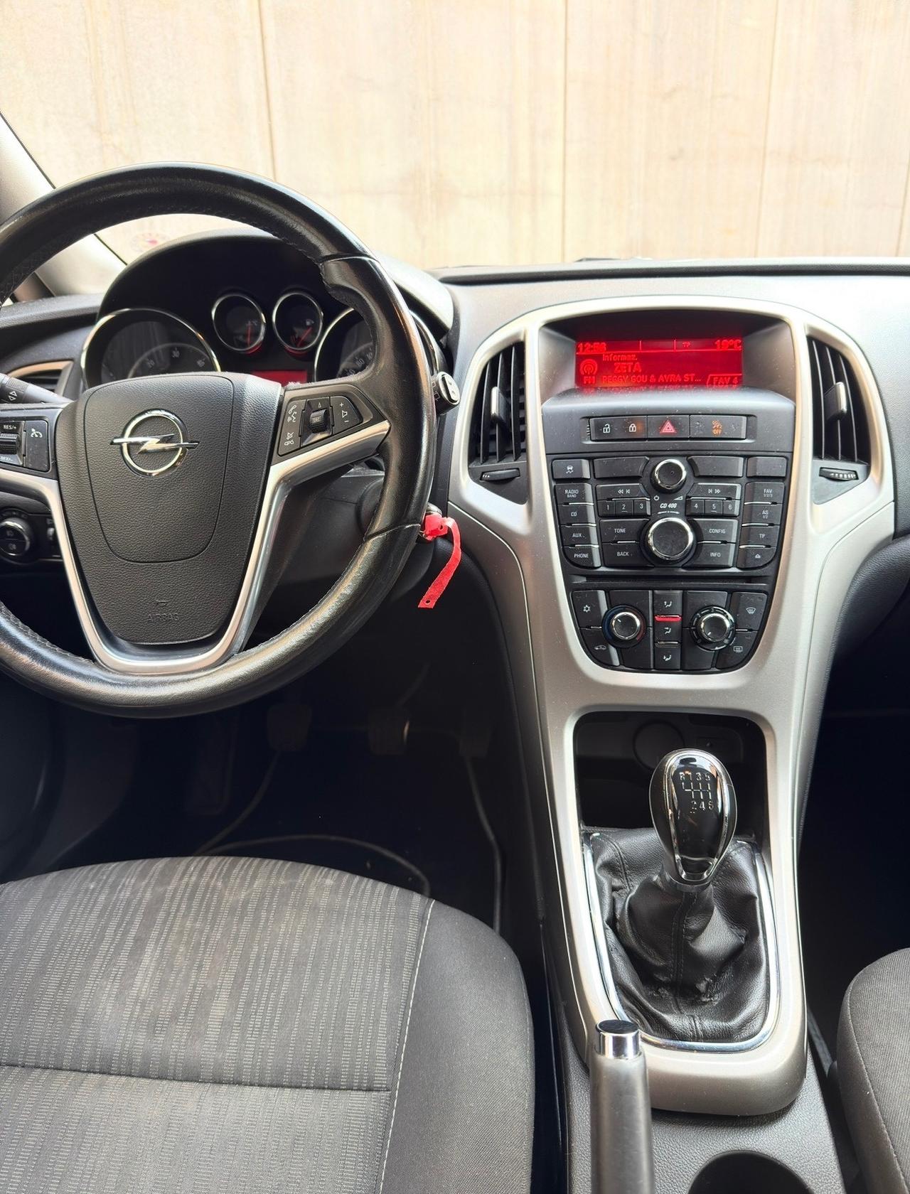 Opel Astra 1.7 CDTI 110CV Sports Tourer Elective