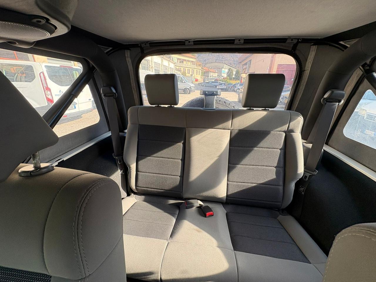 JEEP Wrangler 2.8 CRD Sport Auto