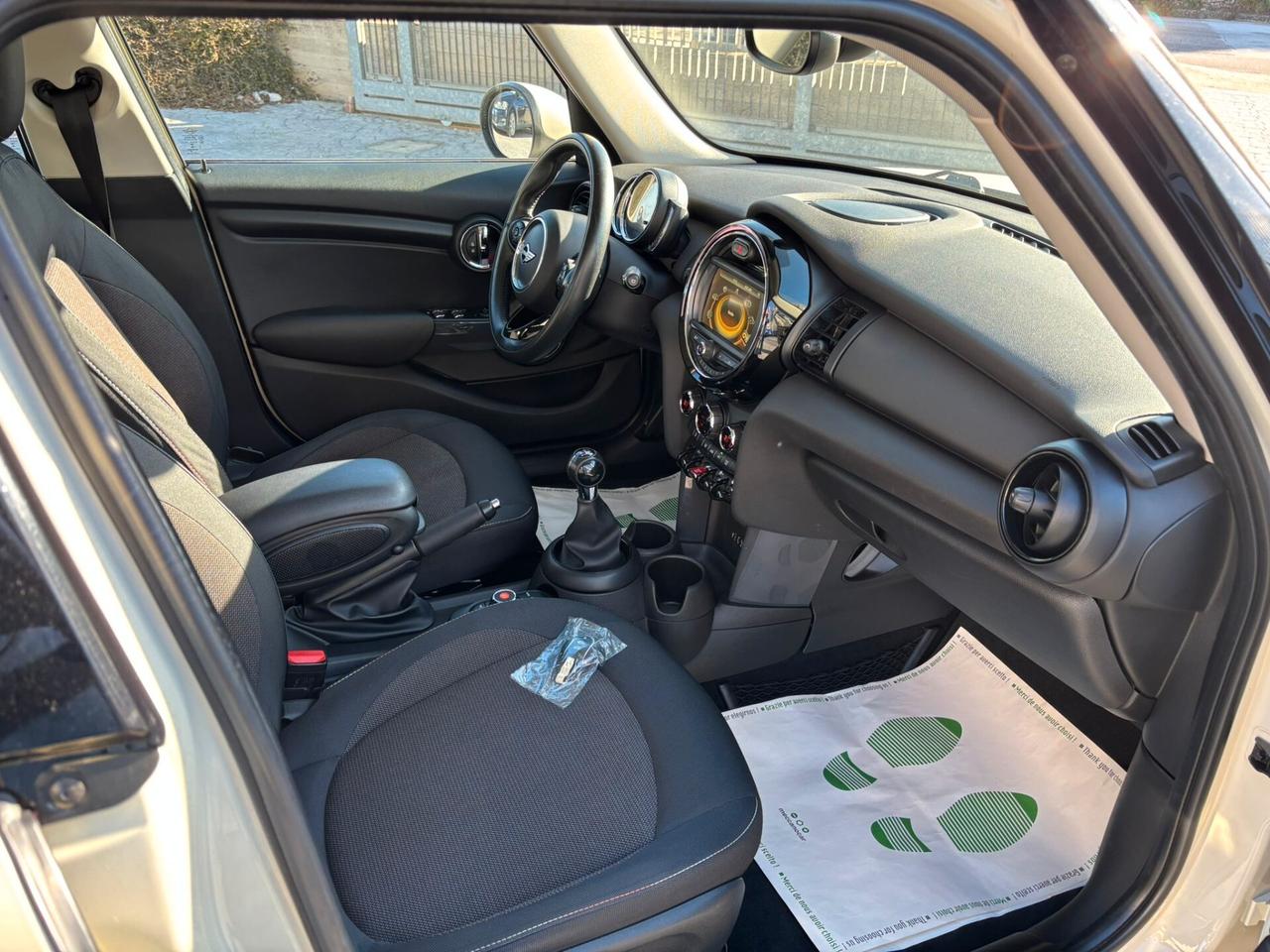 MINI 1.5 ONE D HYPE 5p - FULL-LED