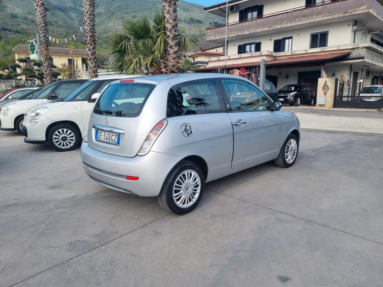 Lancia Ypsilon 1.2 Argento - 2007