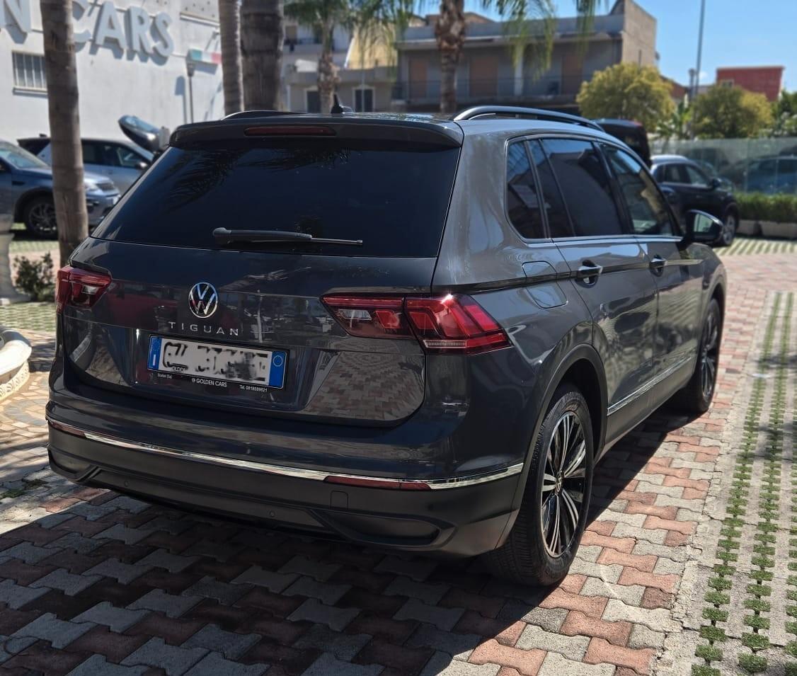 Volkswagen Tiguan 2.0 TDI 150CV Life dsg Uff Italy Lega Led USB