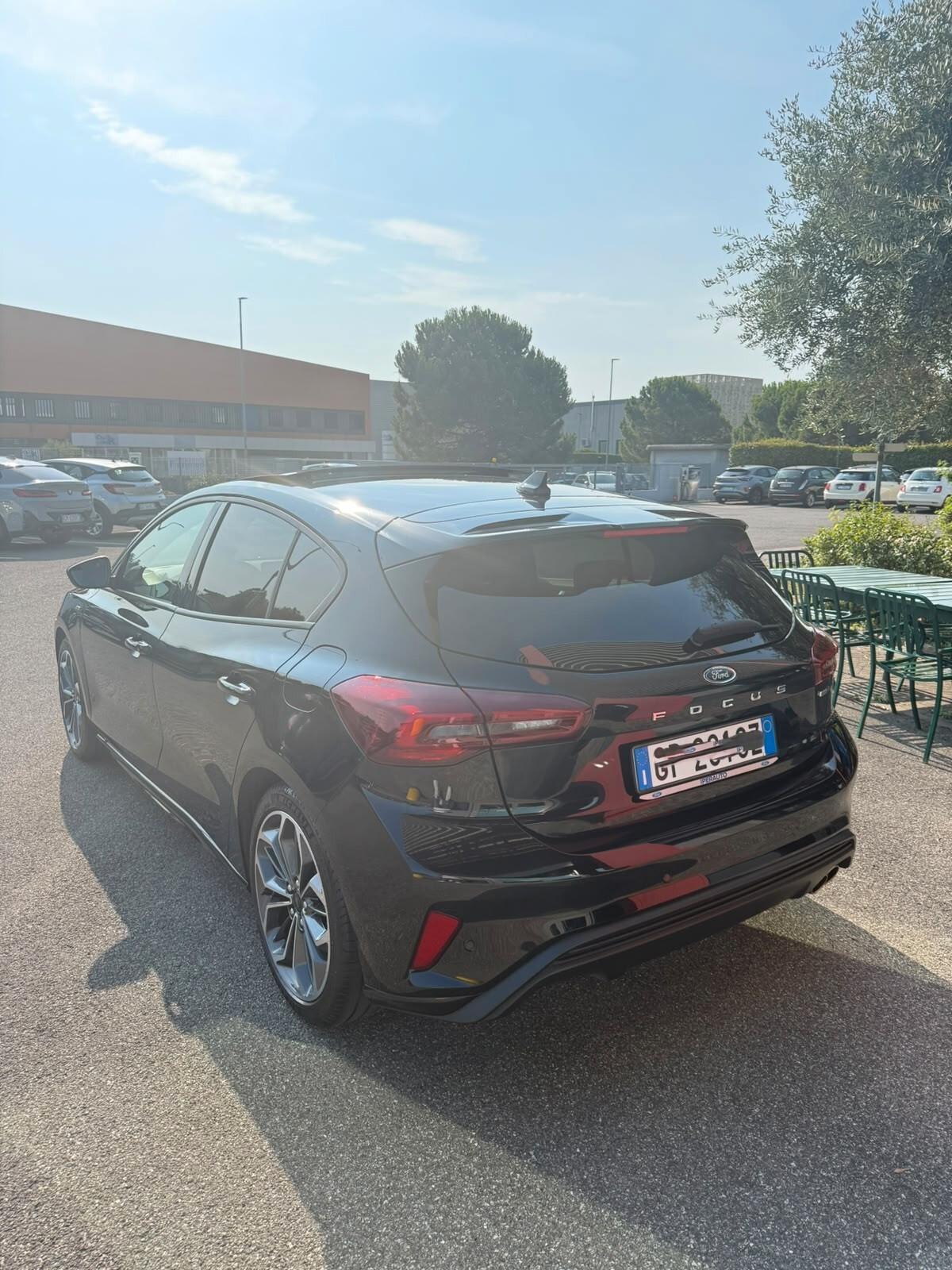 Ford Focus 1.0 EcoBoost Hybrid 155 CV Powershift 5p. ST-Line X MY23