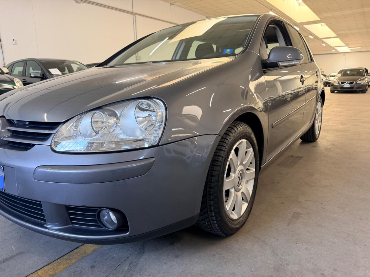 Volkswagen Golf 1.6 16V FSI 5p. Comfortline