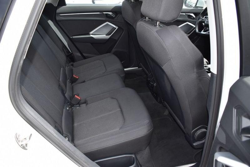 Audi Q3 2.0 35 TDI S Tronic Business
