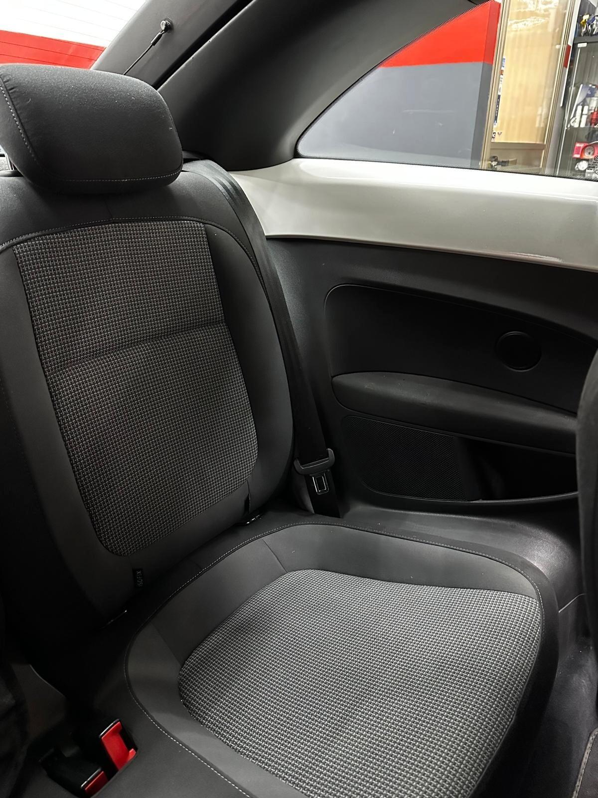 Volkswagen Maggiolino 1.6 TDI Design