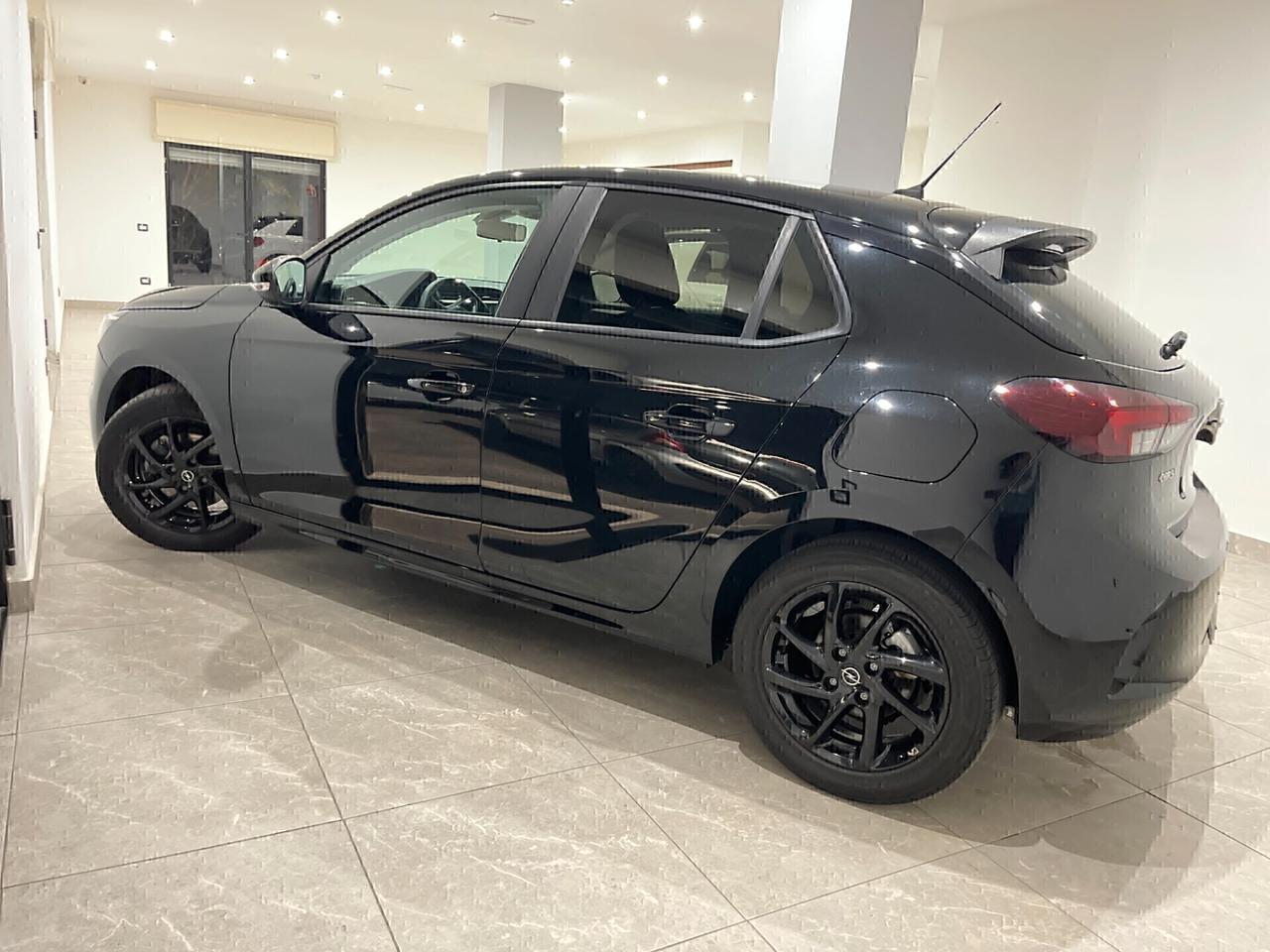 Opel Corsa 1.2 100 CV Blitz Edition
