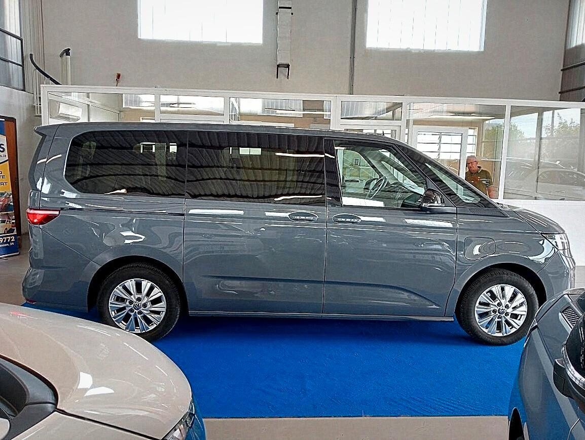 Volkswagen T7 Multivan 2.0 TDI DSG LED *VIS A VIS* CAMERA IVA INCLUSA