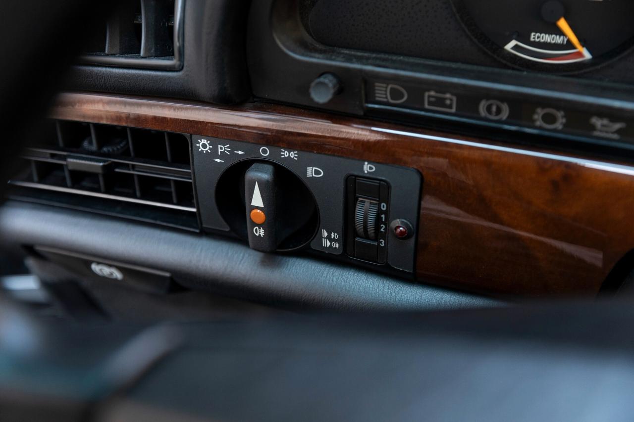 Mercedes-benz S 300 SE W126* Targa MI Originale* KM Certificati* Condizioni da Showroom!