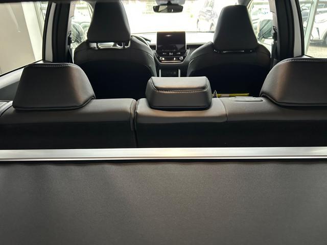 TOYOTA Corolla Cross 2.0 Hybrid 197 CV E-CVT AWD-i Lounge
