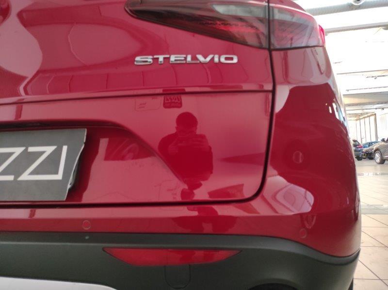 ALFA ROMEO Stelvio - Stelvio 2.2 Turbodiesel 190 CV AT8 Q4 Business