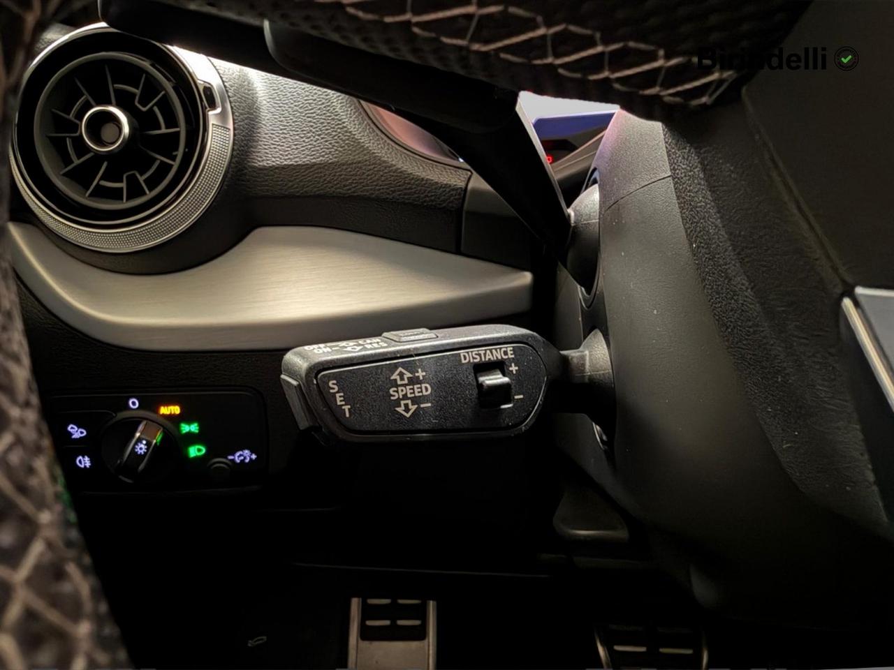 AUDI Q2 - Q2 35 TDI quattro S tronic S line Edition
